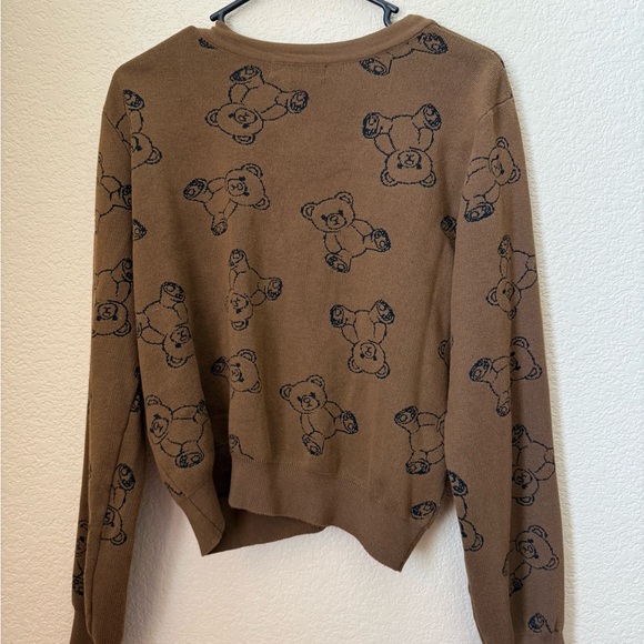 Teddy Bear Cardigan - Picture 3 of 4